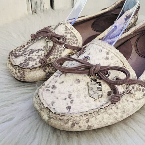 Vince Camuto Pinna Cream Faux Snakeskin Slip on Moccasin Style Comfort Shoes 6M - Picture 2 of 9